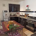 Apartamento Well Equipped Apartment, Large Terrace, Bbq & Wifi *