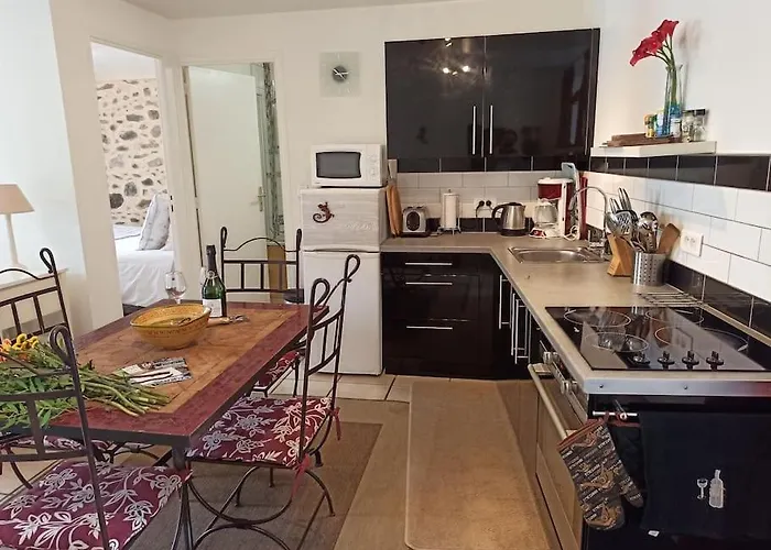 Διαμέρισμα Well Equipped Apartment, Large Terrace, Bbq & Wifi Ria